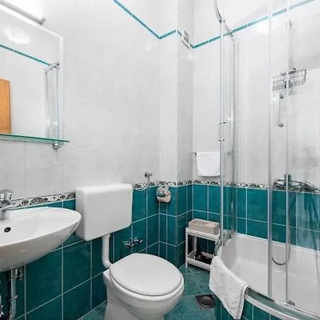 Akmadzic Apartmán