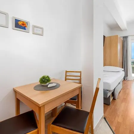 Apartmán Akmadzic Makarská