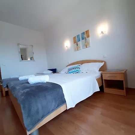 Akmadzic Apartman