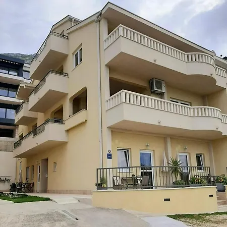 Akmadzic Appartement Makarska