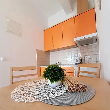 Akmadzic Appartement Makarska