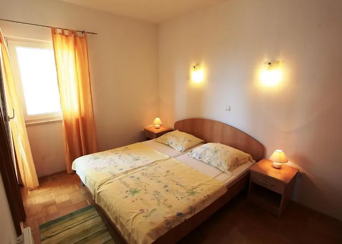 Akmadzic Apartamento Makarska