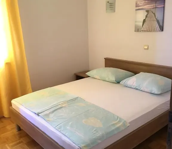 Apartamento Akmadzic