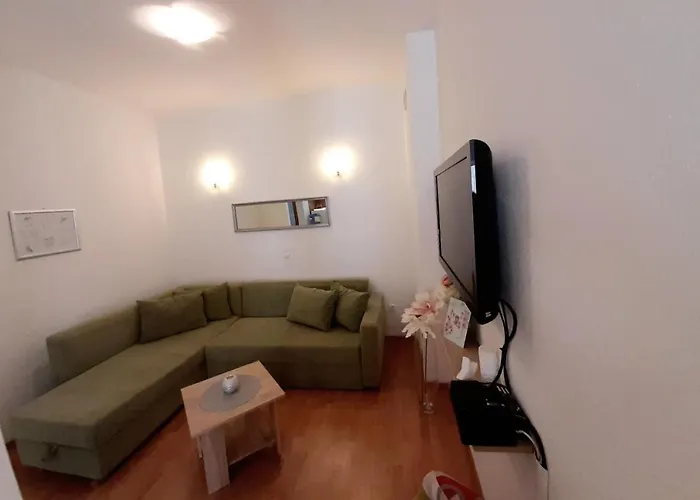Apartamento Akmadzic Makarska