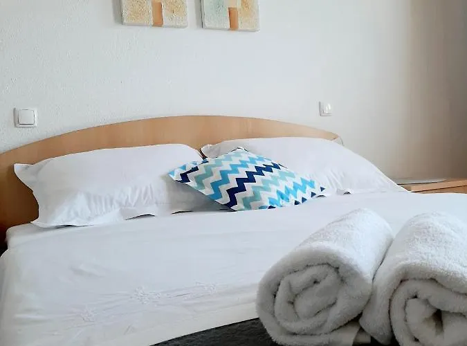 Akmadzic * Makarska